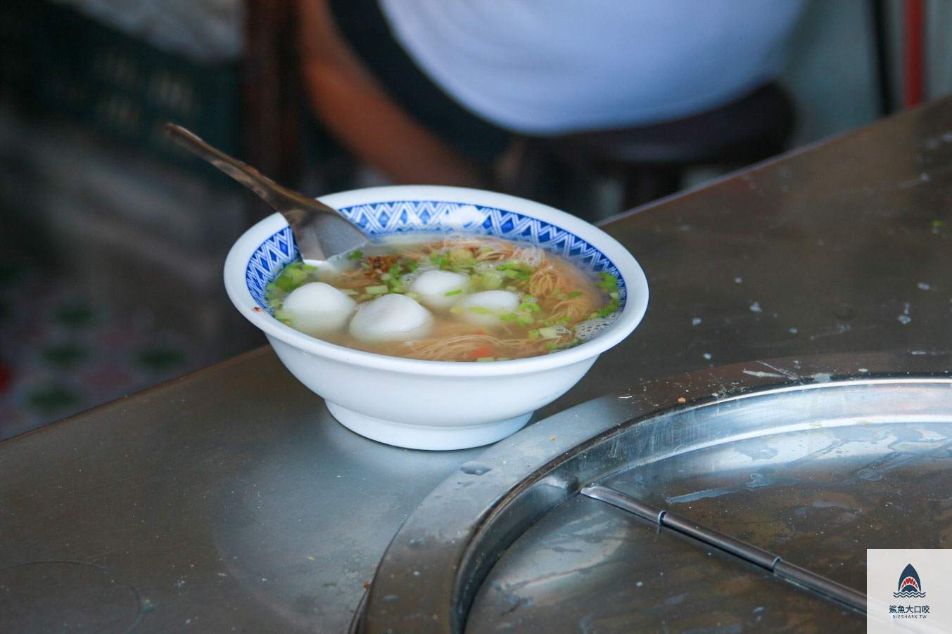 沙鹿雞絲麵,肉圓仔雞絲麵,沙鹿肉圓仔,三角公園美食,沙鹿美食 @鯊魚大口咬