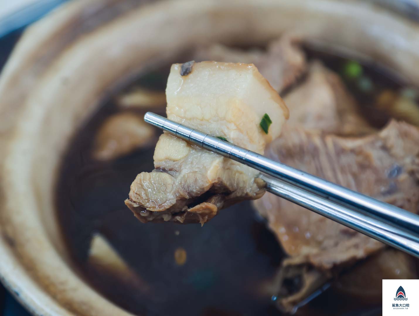 馬來西亞美食,馬來西亞肉骨茶,吉隆坡肉骨茶推薦,新峰肉骨茶,馬來西亞新峰肉骨茶,新峰肉骨茶推薦,吉隆坡美食 @鯊魚大口咬