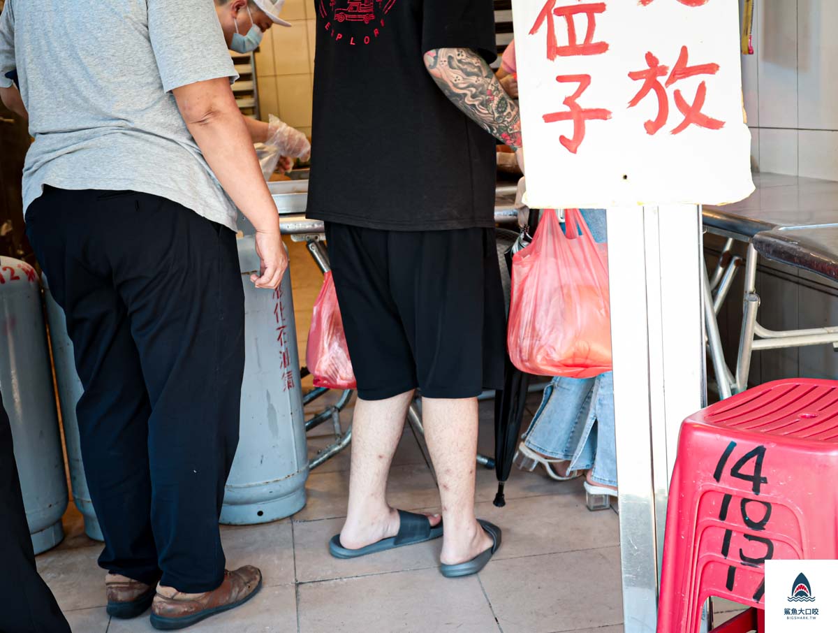 大城黑糖饅頭,南投美食,埔里美食,埔里排隊饅頭,埔里黑糖饅頭 @鯊魚大口咬