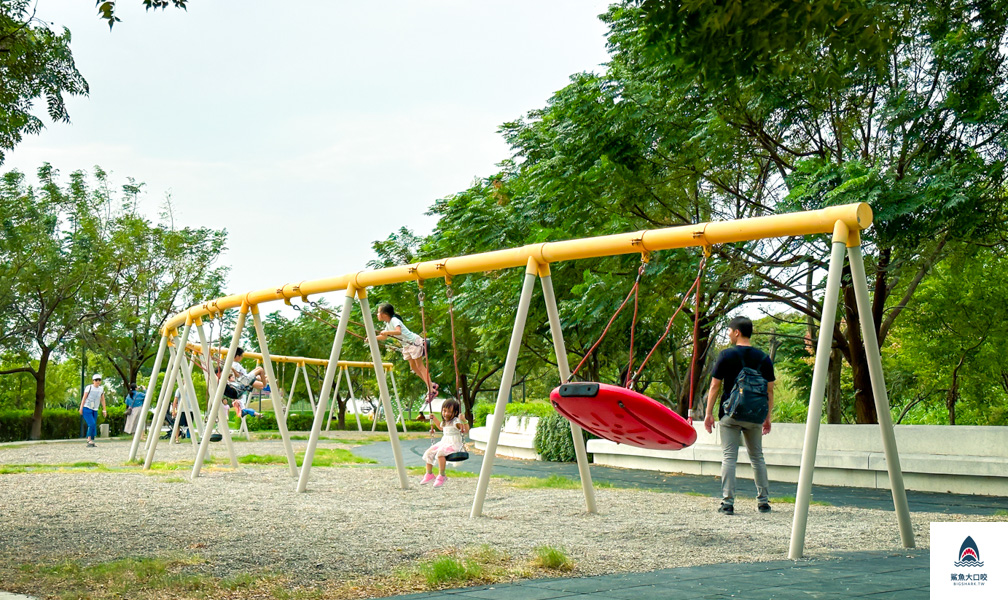 溪湖糖廠,溪湖中央公園,溪湖兒童公園,葡藤堡遊戲場,彰化溪湖,彰化景點,溪湖景點 @鯊魚大口咬