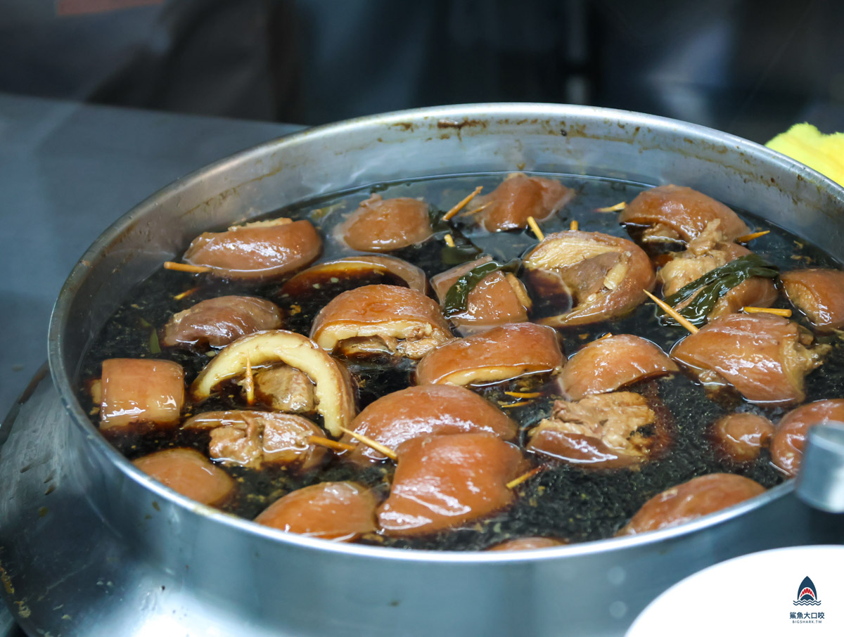 阿泉焢肉飯,阿泉焢肉飯菜單 @鯊魚大口咬