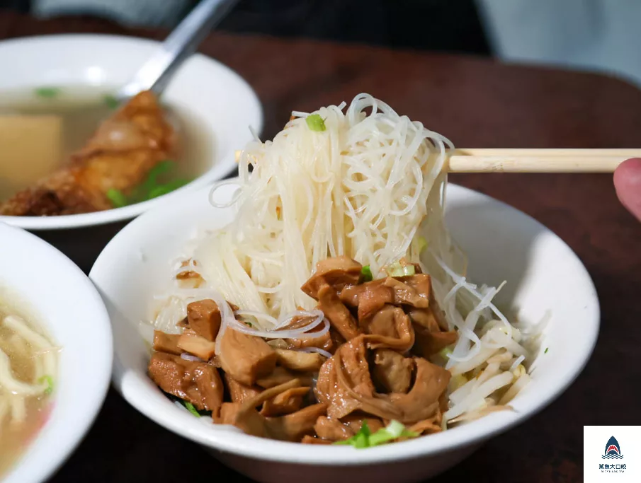 林明堂素食麵,林明堂素食麵菜單 @鯊魚大口咬