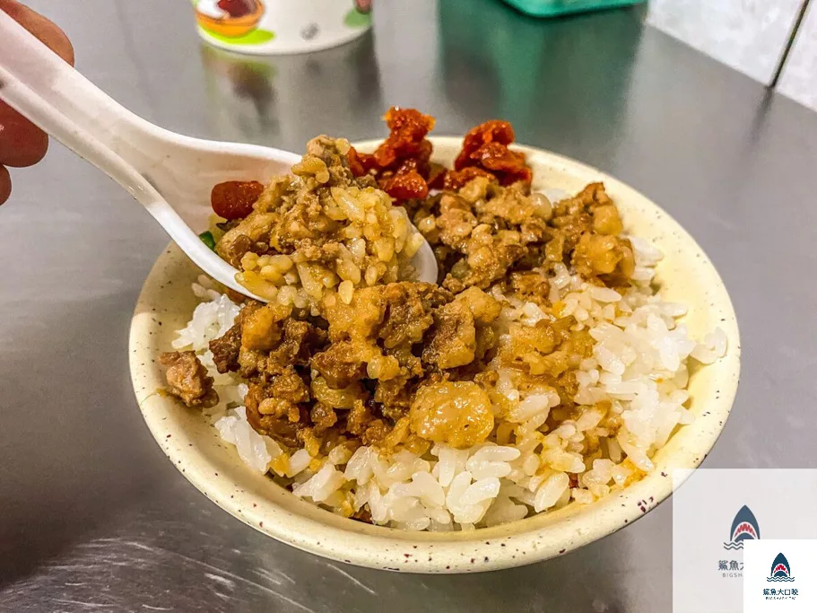 大雅 臭豆腐,台中大雅學府路美食,大雅 學府路 美食,大雅美食小吃,大雅臭豆腐 推薦,學府市場美食,學府路臭豆腐,臭豆腐,大雅推薦美食,大雅學府路美食 @鯊魚大口咬