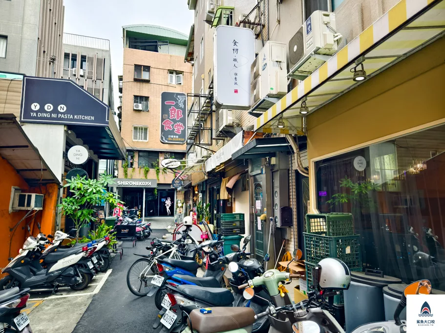 食の初-炸蛋雞魯飯職人專門店,食の初-炸蛋雞魯飯職人專門店菜單,食初炸蛋雞魯飯職人專門店,北區炸蛋雞魯飯,北區滷肉飯,北區美食 @鯊魚大口咬