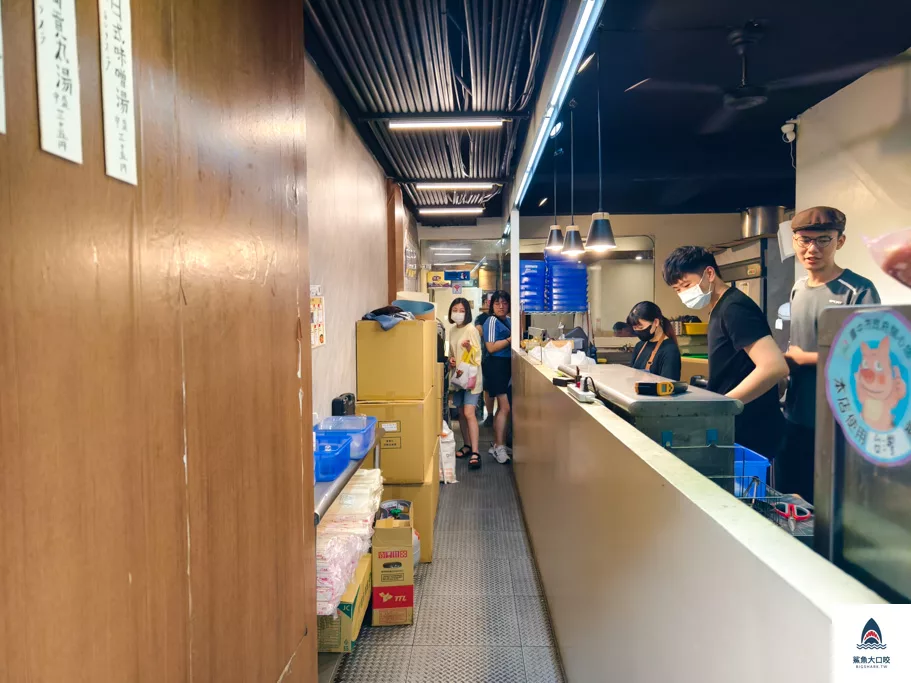 食初炸蛋雞魯飯職人專門店,北區炸蛋雞魯飯,北區滷肉飯,北區美食,食の初-炸蛋雞魯飯職人專門店,食の初-炸蛋雞魯飯職人專門店菜單 @鯊魚大口咬