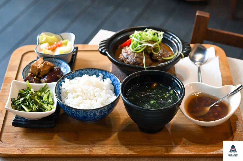 南屯美食推薦,台中家庭料理,台中家常美食餐廳,台中家料理,南屯家料理,南屯家料理菜單,南屯便當推薦 @鯊魚大口咬