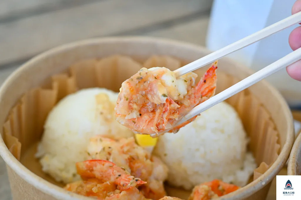 沖繩蝦蝦飯,蝦蝦飯,蝦蝦飯停車場,蝦蝦飯菜單,蝦餐車,Shrimp Wagon,古宇利島美食,古宇利島蝦蝦飯 @鯊魚大口咬