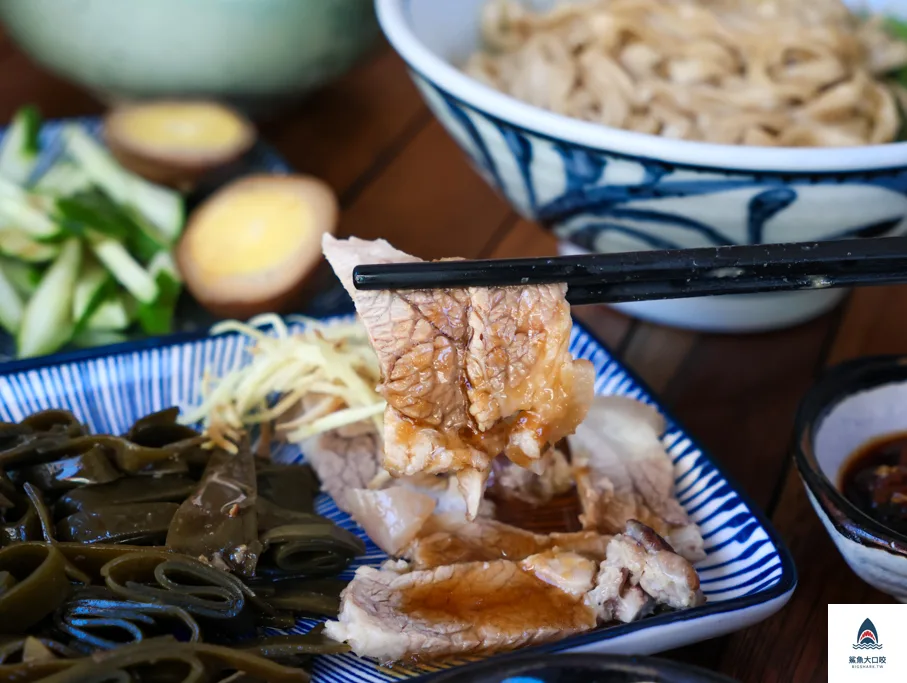 鹿港小吃推薦,圓環頂麵食館,圓環頂麵食館菜單,圓環頂麵食館推薦,鹿港美食推薦 @鯊魚大口咬