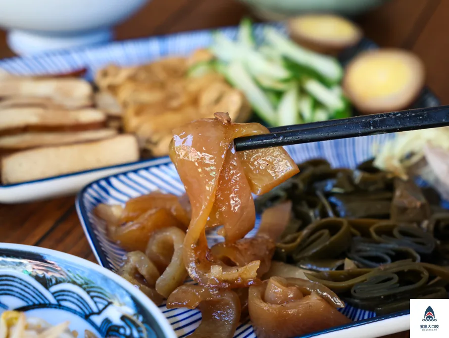 圓環頂麵食館推薦,鹿港美食推薦,鹿港小吃推薦,圓環頂麵食館,圓環頂麵食館菜單 @鯊魚大口咬