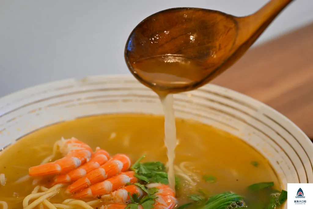 軍功路美食,北屯美食推薦,禾作食堂,禾作食堂菜單,台中北屯區簡餐推薦 @鯊魚大口咬