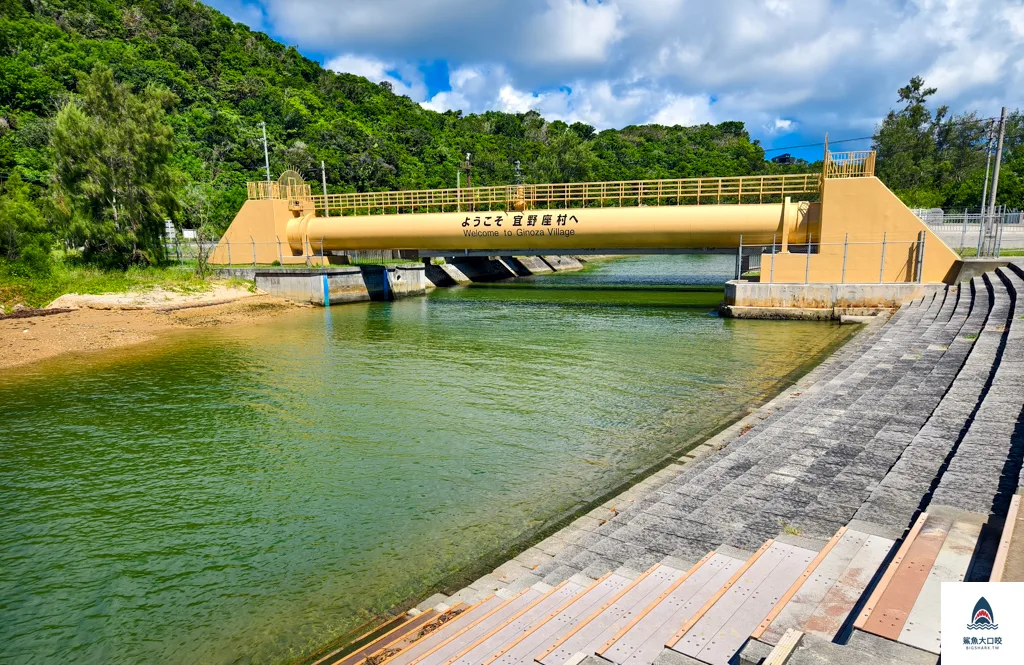 沖繩海灘,沖繩景點,沖繩親子自由行,沖繩親子景點,沖繩親子公園,沖繩公園,沖繩親子旅遊,沖繩遊樂場,宜野座道路休息站 MAPCODE,道の駅ぎのざ,道之驛宜野座,宜野座道路休息站,漢那海灘 MAPCODE,漢那海灘 @鯊魚大口咬